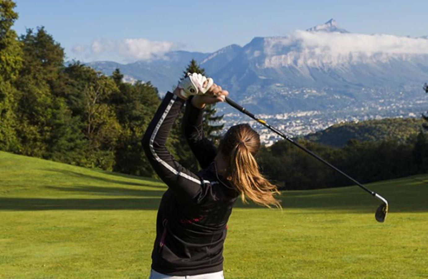 Le T2 Douillet D'Uriage - Residence Le Louvre - Cure Thermale Uriage- Proche Chamrousse - Jusqu'A 3 Personnes - Region Agreable En Toute Saison Vaulnaveys-le-Haut Esterno foto